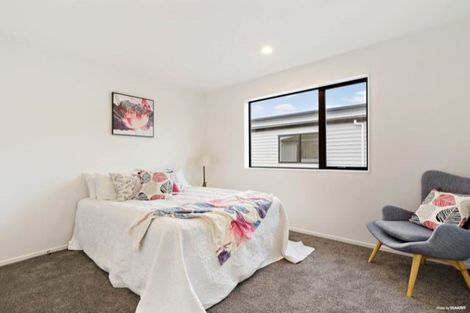 Photo of property in 2 Fjord Way, Karaka, Papakura, 2113
