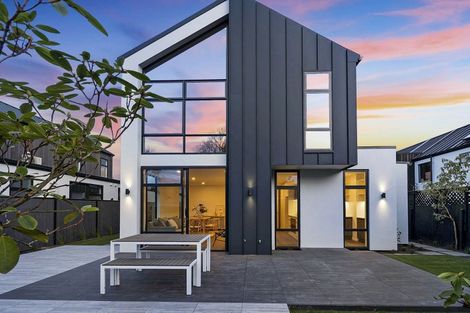 Photo of property in 43 Repton Street, Merivale, Christchurch, 8014