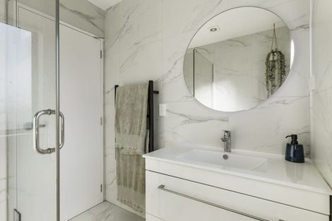 Photo of property in 94a Bay Street, Red Beach, 0932