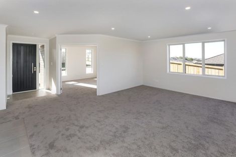 Photo of property in 31f Helenvale Crescent, Pokeno, 2402