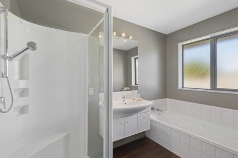 Photo of property in 5 Kandinsky Close, Rolleston, 7614