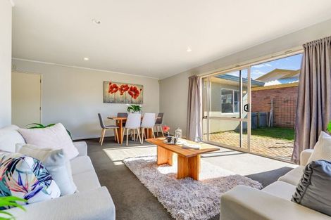 Photo of property in 10 Longford Court, Forest Lake, Hamilton, 3200