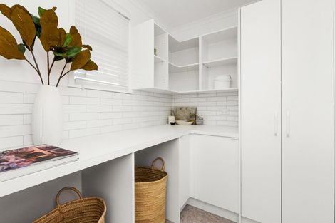 Photo of property in 21b Te Aute Road, Havelock North, 4130