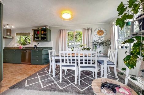 Photo of property in 1/27 Midgley Road, West Harbour, Auckland, 0618