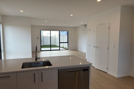Photo of property in 131 Waituarua Drive, Takanini, Auckland, 2112