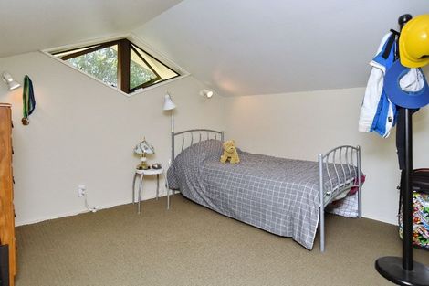 Photo of property in 11 Sunbeam Place, Halswell, Christchurch, 8025