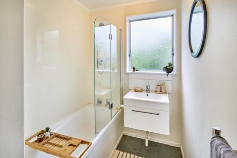 Photo of property in 61 Davidson Crescent, Tawa, Wellington, 5028