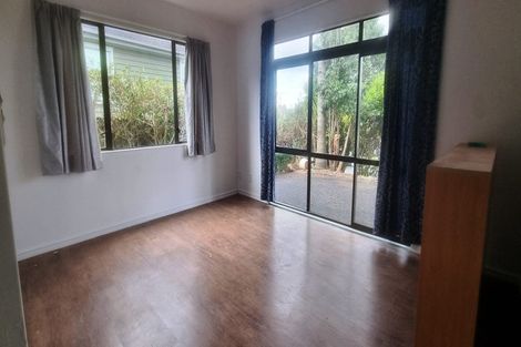 Photo of property in 2 Graham Collins Drive, Windsor Park, Auckland, 0632