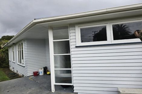 Photo of property in 6 Stephen Street, Tawa, Wellington, 5028