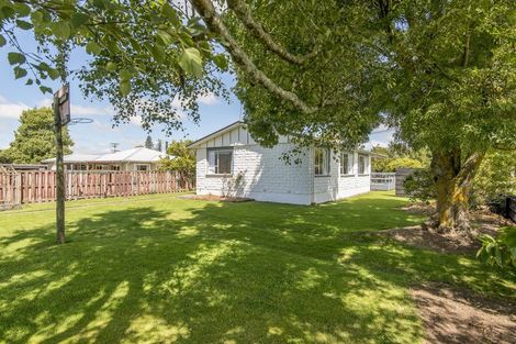 Photo of property in 2 Queen Street, Springfield, 7681