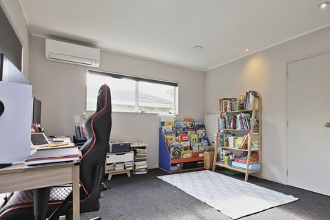 Photo of property in 6 Azimuth Place, Flagstaff, Hamilton, 3210