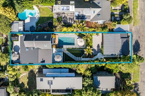 Photo of property in 15 Nikau Street, Eastbourne, Lower Hutt, 5013