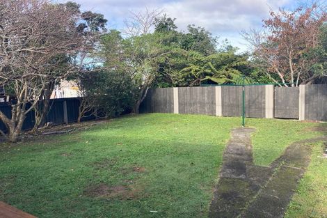 Photo of property in 28 Davidson Crescent, Tawa, Wellington, 5028