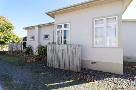 Photo of property in 6 Edward Street, Dannevirke, 4930