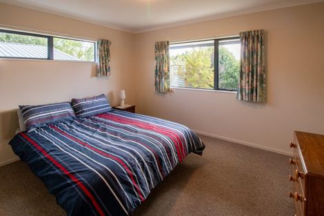 Photo of property in 22 John Street, Winton, 9720