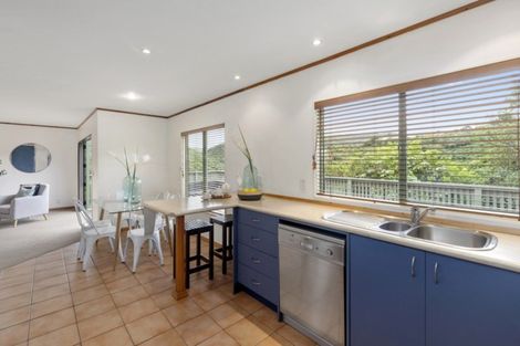 Photo of property in 16 Haast Close, Kelson, Lower Hutt, 5010