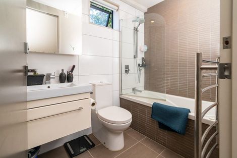 Photo of property in Revolucion Apartments, 404/28s Torrens Terrace, Mount Cook, Wellington, 6011