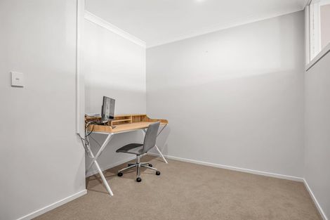 Photo of property in 1 Kingsley Street, St Andrews, Hamilton, 3200