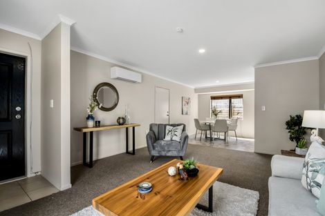 Photo of property in 57b Sabulite Road, Kelston, Auckland, 0602