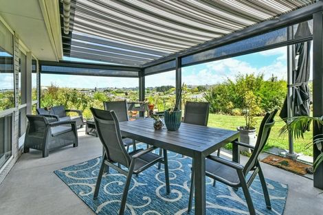 Photo of property in 11 Peet Row, Pokeno, 2471