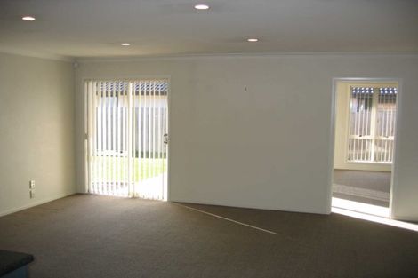 Photo of property in 31 Putake Drive, Parklands, Christchurch, 8083