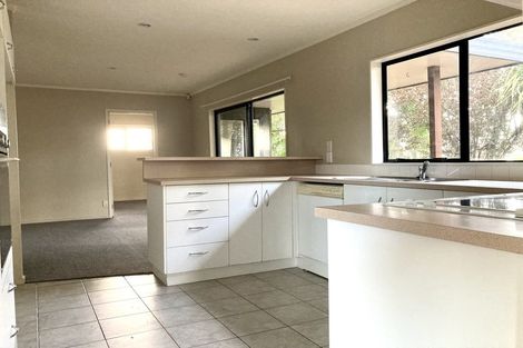 Photo of property in 2c Palomino Drive, Henderson, Auckland, 0612
