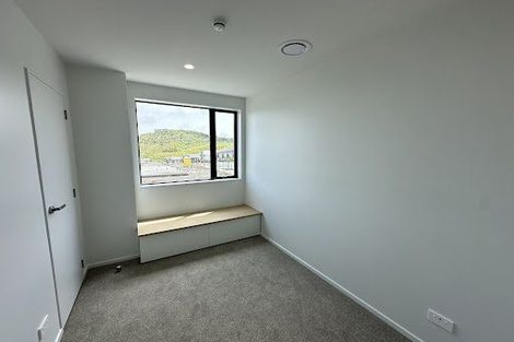 Photo of property in 50 Oakum Road, Whitby, 5024