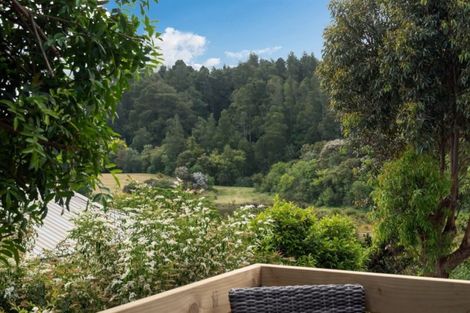 Photo of property in 2/9a Kitewao Street, Northcote, Auckland, 0627