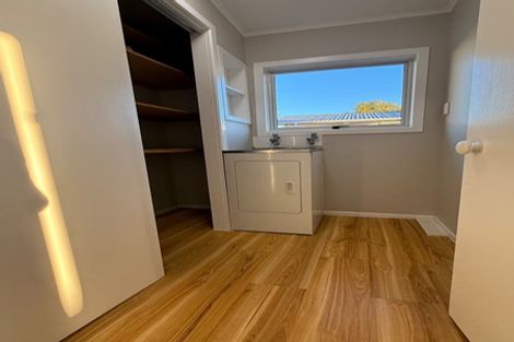 Photo of property in 5 Oak Avenue, Nawton, Hamilton, 3200