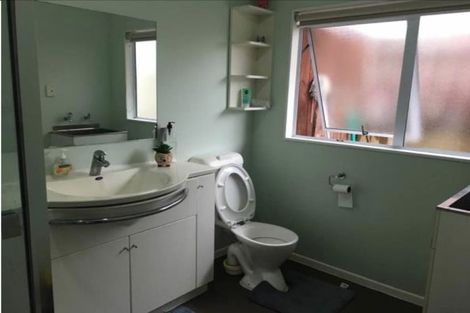 Photo of property in 307 Don Buck Road, Massey, Auckland, 0614