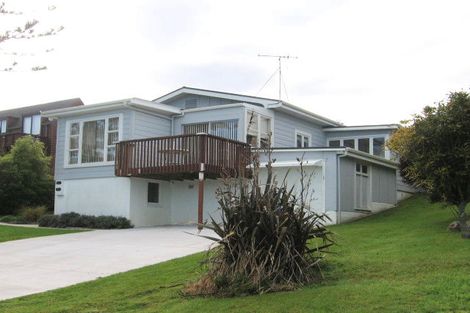 Photo of property in 1 Ashby Street, Russell, 0202