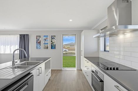 Photo of property in 98 Sir John Mckenzie Avenue, Yaldhurst, Christchurch, 8042