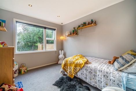 Photo of property in 1/29 Bruce Road, Glenfield, Auckland, 0629