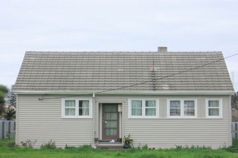 Photo of property in 27 Whyte Street, Foxton, 4814