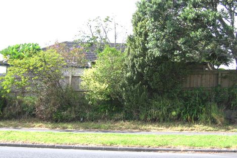 Photo of property in 1/9 Sunset Road, Totara Vale, Auckland, 0632