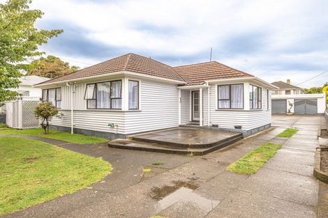 Photo of property in 9 Swiss Avenue, Gonville, Whanganui, 4501