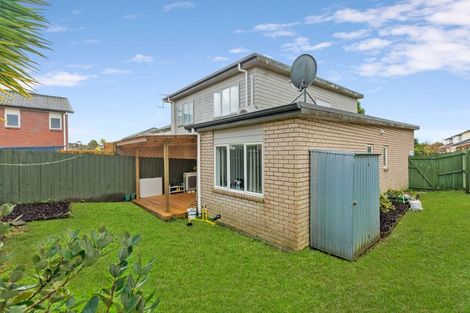 Photo of property in 65 Brashier Circle, Sunnyvale, Auckland, 0612