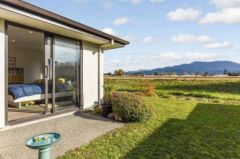 Photo of property in 16 Kuini Place, Motueka, 7120