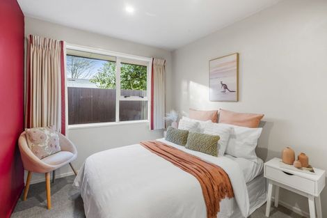 Photo of property in 33 Daniels Road, Redwood, Christchurch, 8051