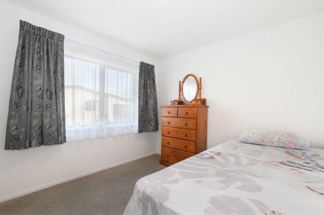 Photo of property in 11 Kamahi Crescent, Papamoa Beach, Papamoa, 3118