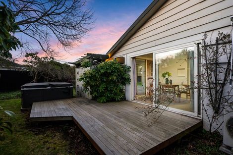 Photo of property in 102 Paparoa Street, Papanui, Christchurch, 8053
