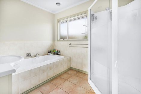 Photo of property in 6 Oakmont Place, Rototuna, Hamilton, 3210