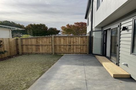 Photo of property in 2/112 Burke Street, Sydenham, Christchurch, 8023