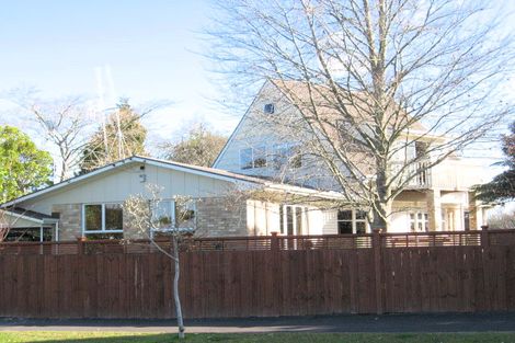 Photo of property in 12 Berkley Avenue, Hillcrest, Hamilton, 3216