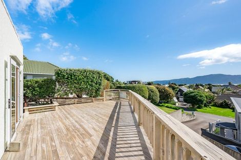 Photo of property in 14a Falla Street, Paraparaumu Beach, Paraparaumu, 5032