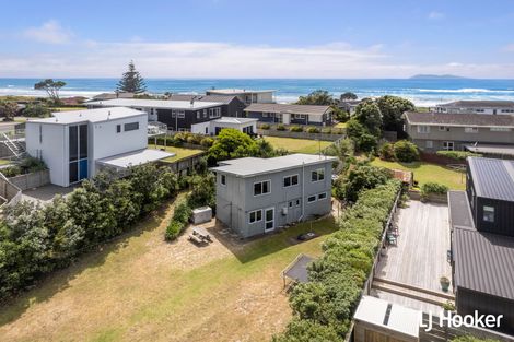 Photo of property in 39 Seaforth Road, Waihi Beach, 3611