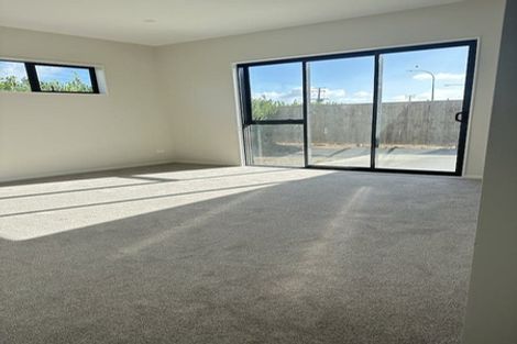 Photo of property in 6 Benjamin Place, Clevedon, 2582