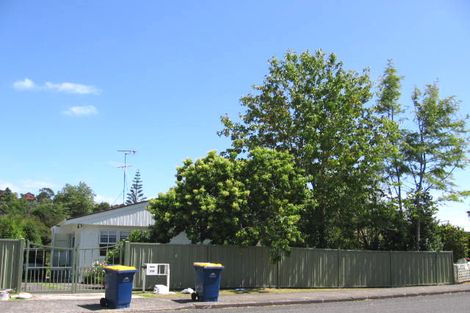 Photo of property in 97 Stott Avenue, Birkdale, Auckland, 0626