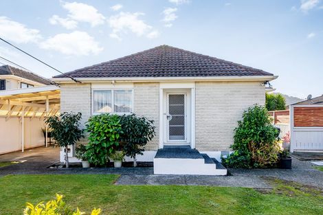Photo of property in 1/17 Oak Street, Ebdentown, Upper Hutt, 5018