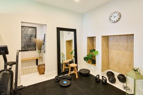 Photo of property in Wilton House, 1 Wilton Bush Road, Wilton, Wellington, 6012